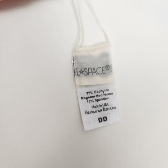 L*Space Flora Bikini Top in Paradise Blooms Pink Size DD - Picture 4 of 4